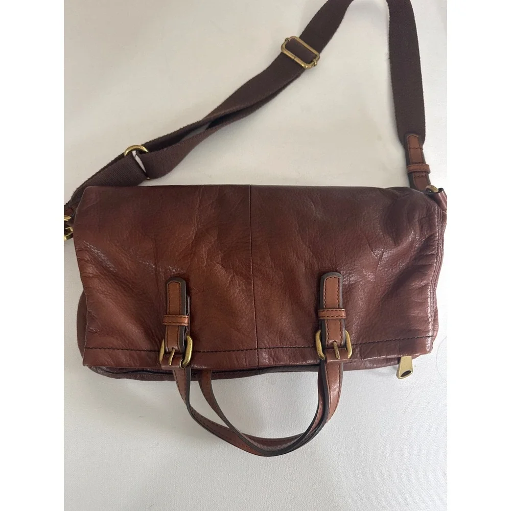 FOSSIL Explorer Brown Leather Foldover Shoulder Messenger Crossbody Bag Hobo Vtg